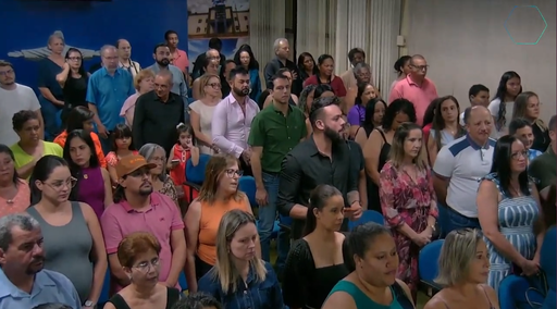 Merendeiras e agentes de endemias e de saúde foram celebrados em sessão solene