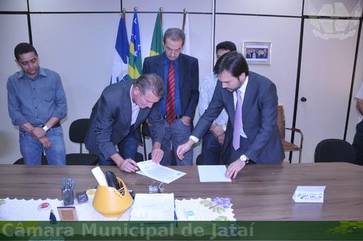 Peemedebista entrou na vaga de Gênio Eurípedes, que perdeu o mandato da justiça, por ter trocado o PMDB pelo PSDB