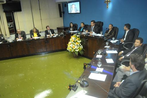 Sessão solene em homenagem ao Dia do Rotariano,comemorado no dia 23 de fevereiro.
