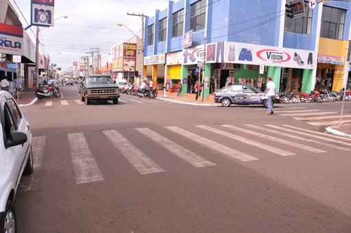 Parlamentar pede melhoria na sinalização da Avenida Goiás, esquinas com ruas Rui Barbosa e Cap. Francisco Joaquim Vilela e Avenida Brasil
