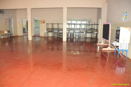 Presidente do parlamento jataiense reivindica quadra coberta e troca de piso da escola pertencente à rede municipal de ensino
