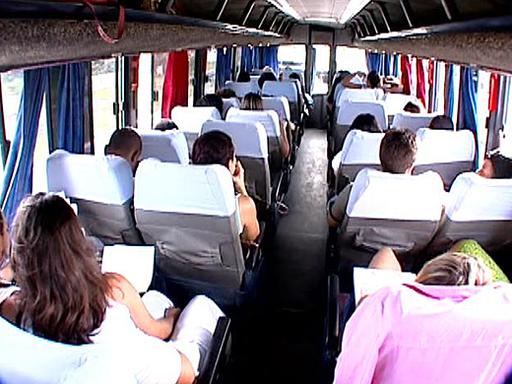 Câmara aprova projeto que autoriza prefeitura a conceder auxílio de até R$ 3,2 mil no transporte de estudantes universitários