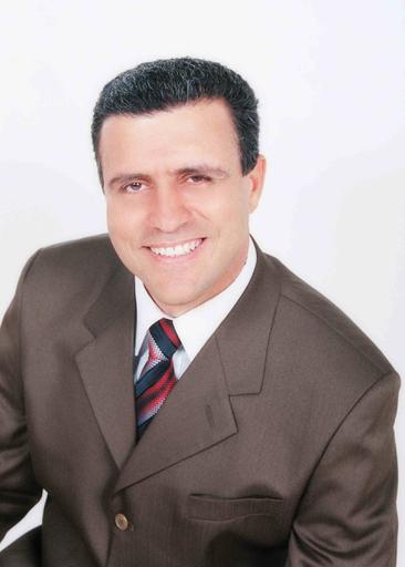 Foram inúmeras audiências com deputados, senadores e com o governador, em busca de recursos