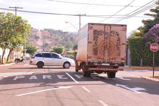 Cruzamento da Avenida Benjamin Constant com a Rua Miranda de Carvalho é ponto crítico no trânsito da cidade