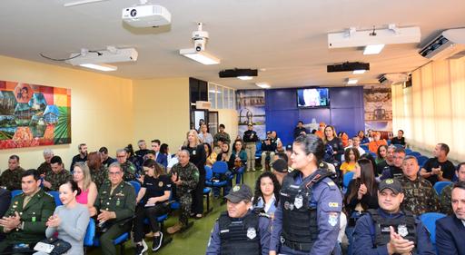 Agentes das forças de segurança de Jataí foram homenageados
