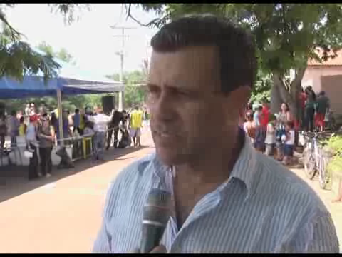 O vereador Pastor Luiz Carlos fala sobre 4° Câmara Itinerante e destaca a conjugação de prestação de serviços com lazer que a iniciativa representa