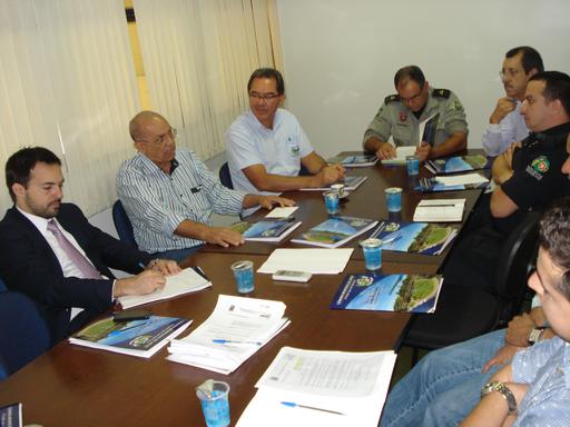 Convocado pelo vereador João Rosa, encontro contou com participação de representantes da polícia, do executivo, do legislativo e da iniciativa privada