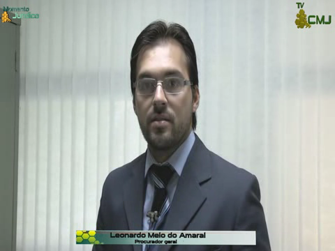 O procurador Geral da Câmara Municipal, Leonardo Melo do Amaral, explica os trabalhos do órgão de assessoria jurídica do legislativo jataiense