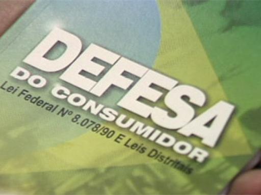 O aperfeiçoamento do Código de Defesa do Consumidor (CDC) entrou na agenda do Congresso do próximo ano. Depois de quase um ano de estudos e debates, a Comissão de Meio Ambiente, Defesa do Consumidor e Fiscalização e Controle (CMA) decidiu apresentar uma ampla análise sobre os 20 anos do CDC (Lei nº 8.078), completados em 11 de setembro último, e onze propostas para aprimorar o texto, considerado o mais importante do direito privado brasileiro da segunda metade do século XX.