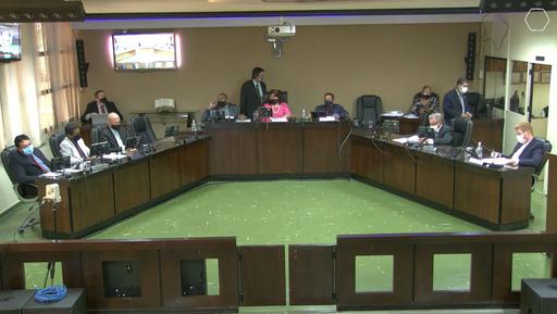 Segunda sessão de uma semana cheia, com reuniões plenárias de segunda a sexta-feira