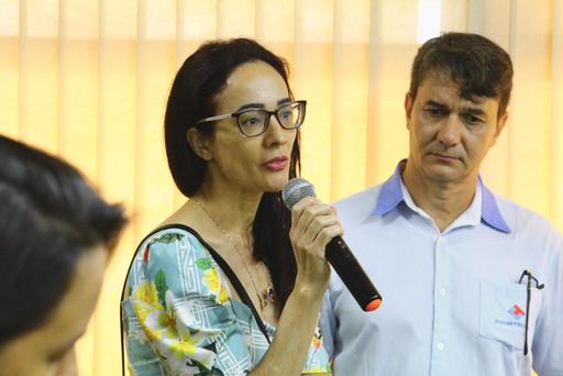 A advogada Ângela Maia de Assis e o engenheiro Cantimiro Melo Martins também falaram sobre as atividades e a situação da entidade beneficente