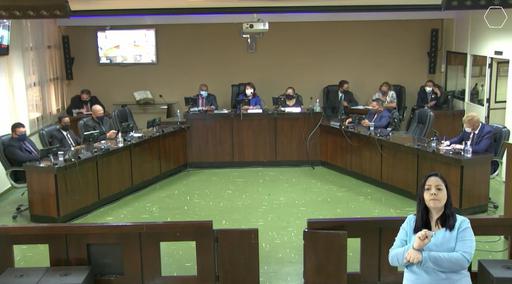 Encerramento da primeira temporada de sessões deste mês