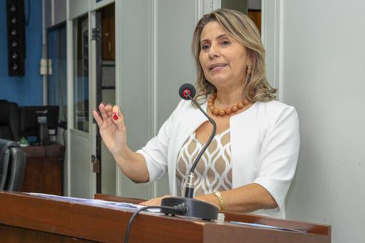 A vereadora Kátia Carvalho foi a proponente da homenagem