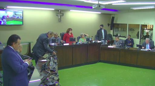 Encerramento da primeira temporada de reuniões plenárias do mês