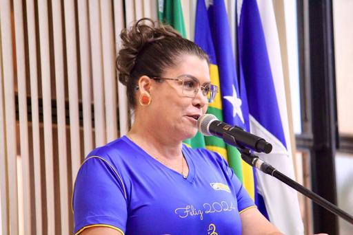 Neidimar Ribeiro da Silva foi a primeira pessoa a ocupar a Tribuna Popular na última sessão ordinária do ano