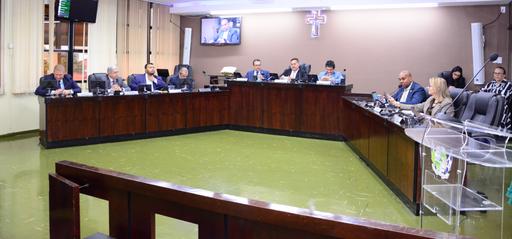 Encerramento da primeira temporada de reuniões plenárias do mês