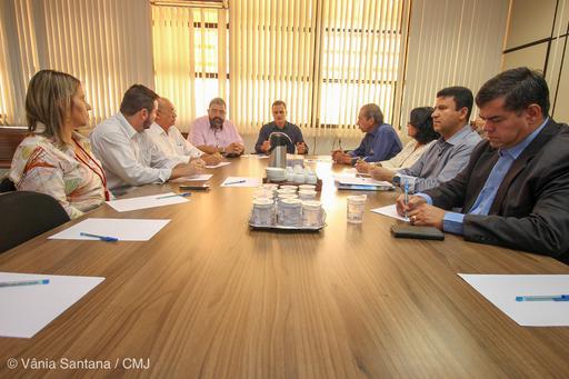 Durante mais de três horas, Luiz Carlos Bandeira respondeu a todos os questionamentos dos parlamentares