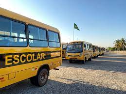 Estudantes teriam direito ao transporte gratuito